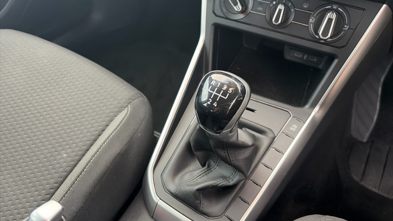 Volkswagen Polo 1.0 Life 5dr Petrol Hatchback